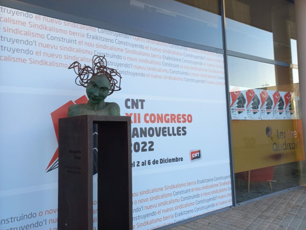 Imagen que muestra la entrada al XII Congreso Confederal de la CNT.